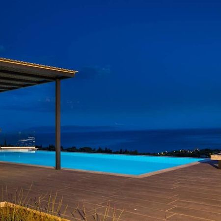 New Villa Blue With Private Pool At Trapezaki Livathos  Kültér fotó