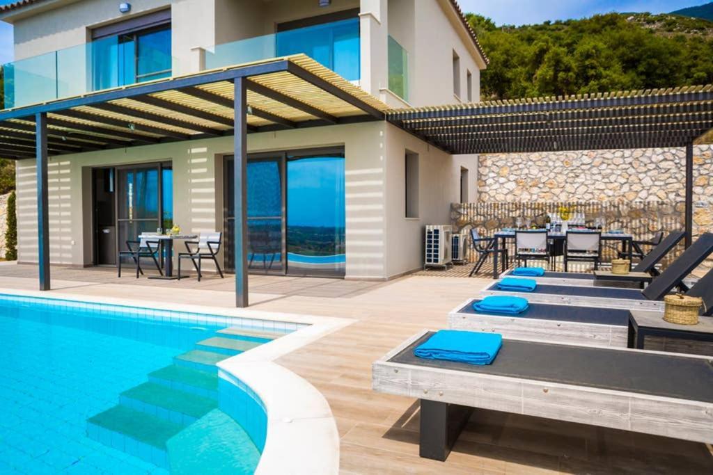 New Villa Blue With Private Pool At Trapezaki Livathos  Kültér fotó