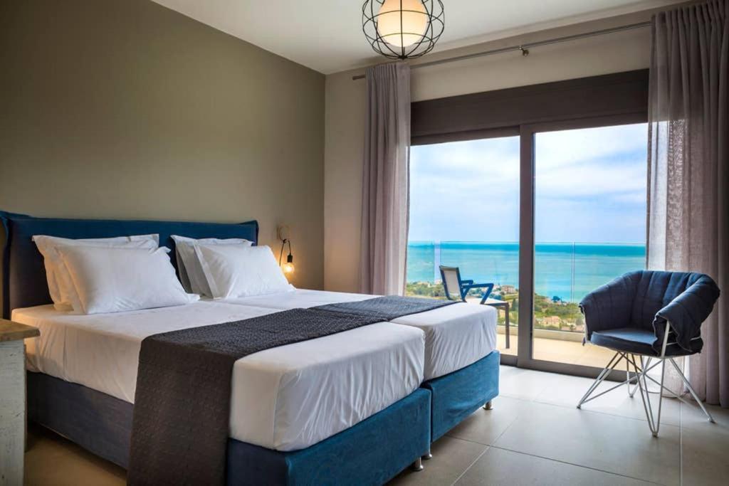 New Villa Blue With Private Pool At Trapezaki Livathos  Kültér fotó